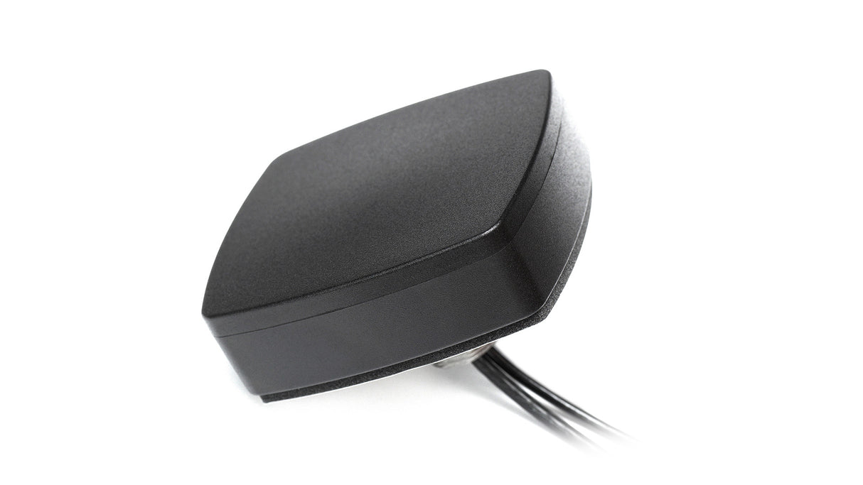 2J6924Ba 4G/LTE, 3G, 2G screw mount Antenna MIMO SMA-M 300cm IP67/IP69