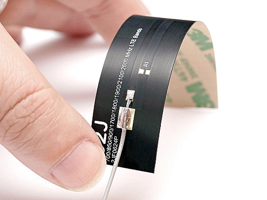 2JF0624P 4G/LTE Klebehalterung flexible Leiterplattenantenne