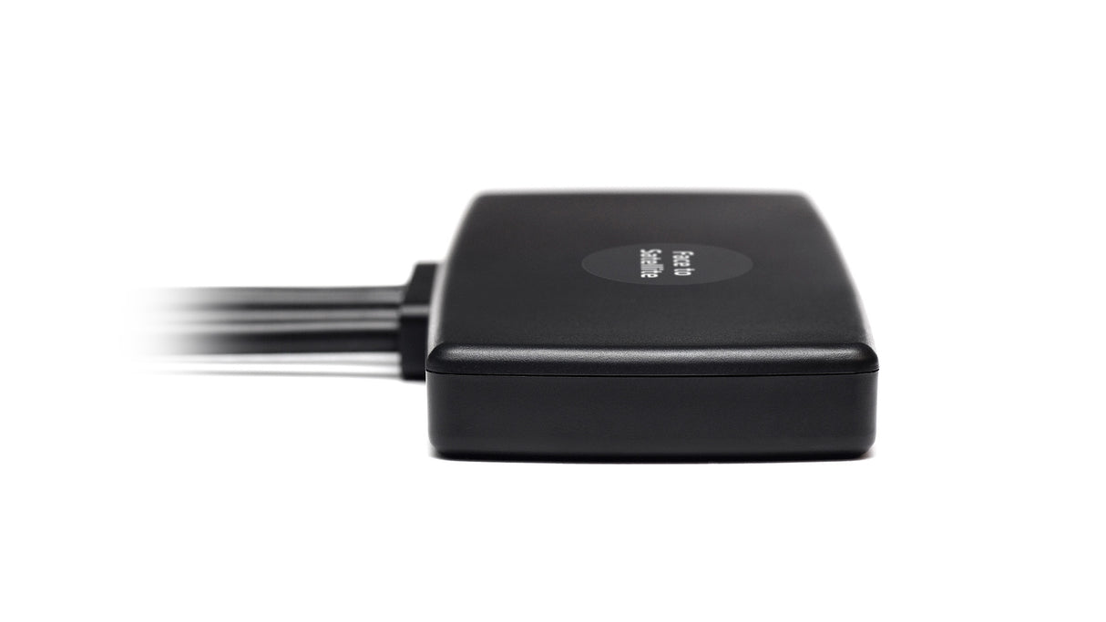 2J4A50PCFc 4G/LTE, GNSS, Wi-Fi, ISM Antenna adhesive mount 4-in-1 customizable cable/connector IP67/IP69K