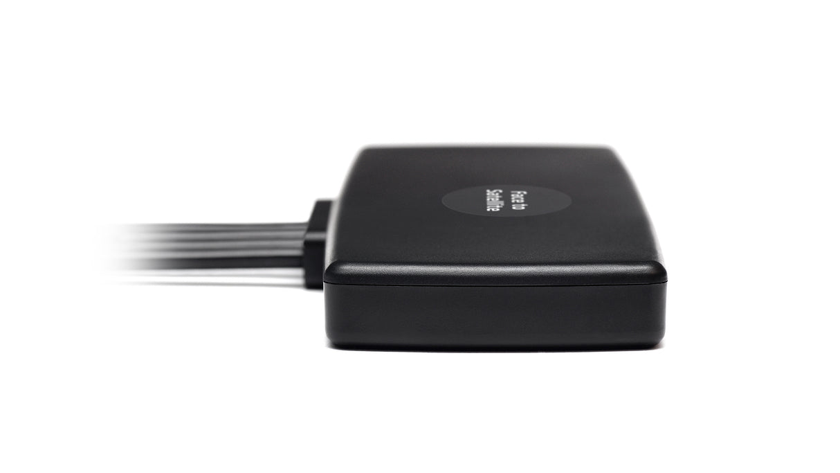 2J4A56PGFa 4G/LTE, GNSS, Iridium adhesive mount Antenna 4-in-1